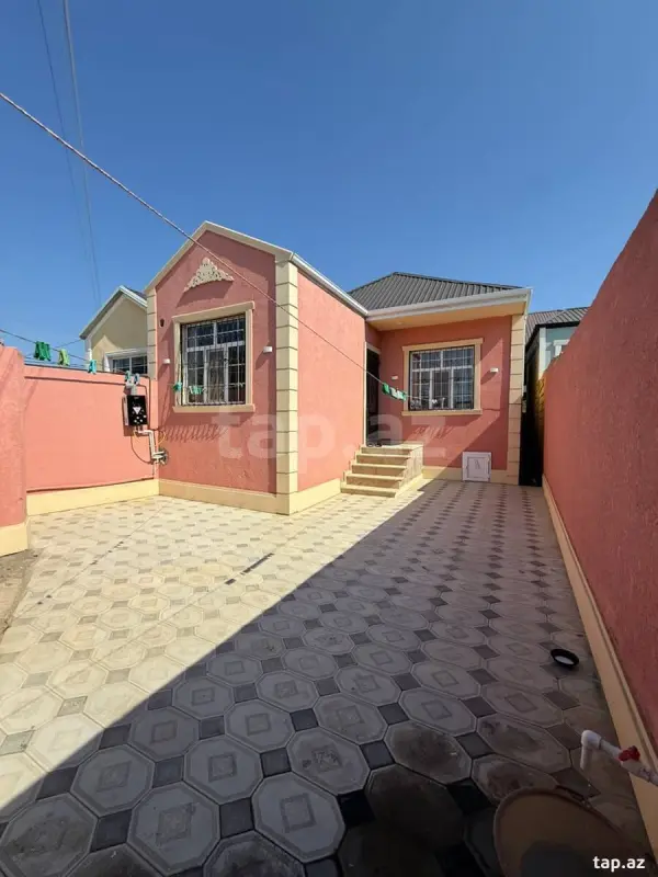Satılır 2 otaqlı həyət evi 55 m²