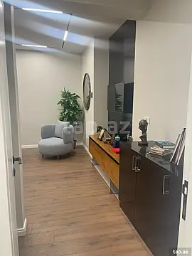 Satılır ofis — Bakı