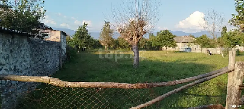 Satılır torpaq sahəsi — Balakən