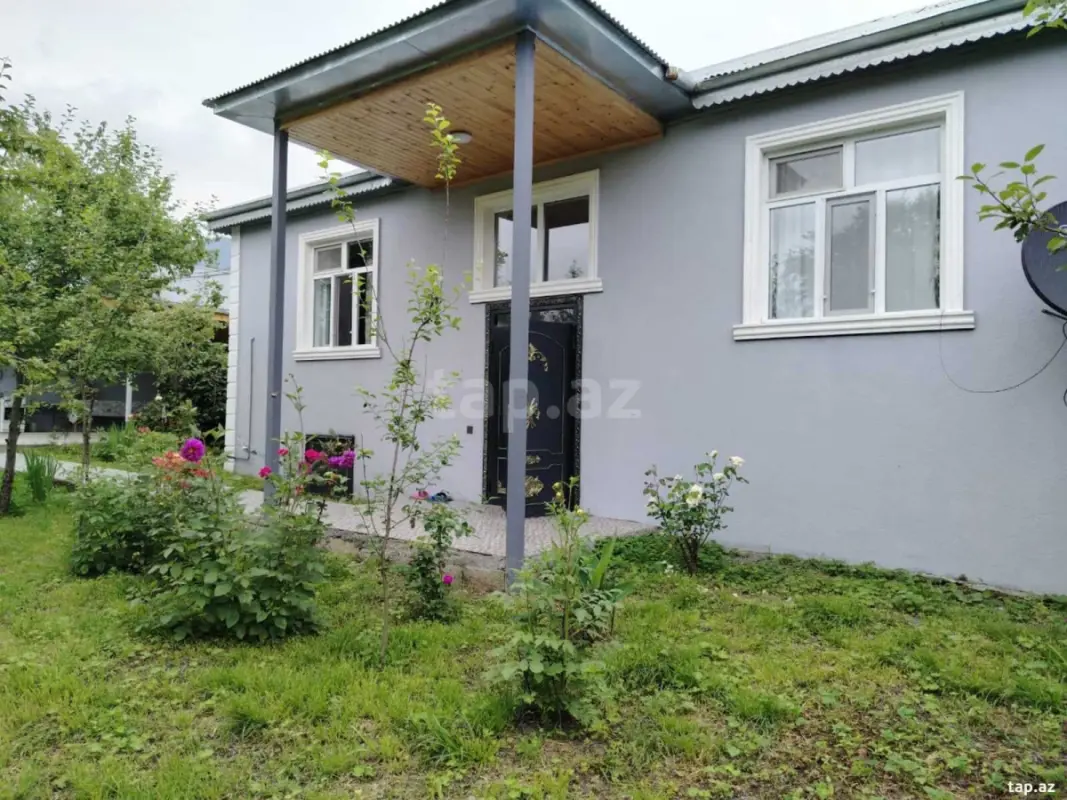 Kirayə verilir 2 otaqlı həyət evi 120 m²