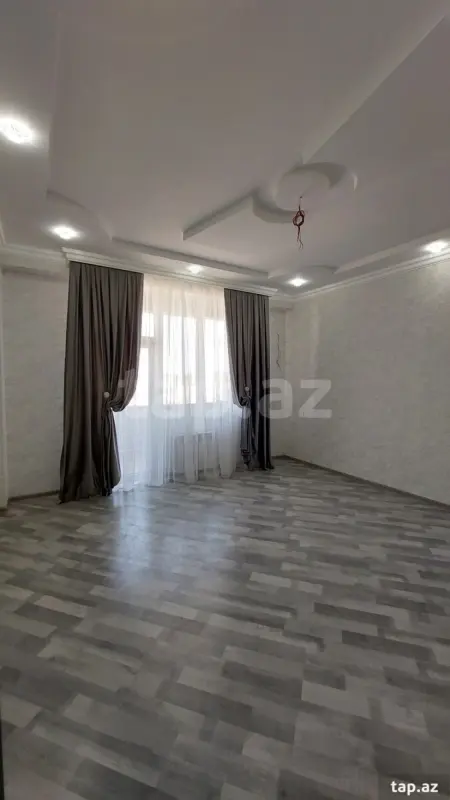 Satılır 3 otaqlı yeni tikili 74 m²