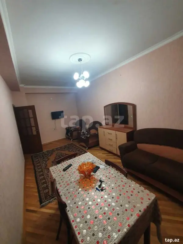 Kirayə verilir 2 otaqlı yeni tikili 90 m²