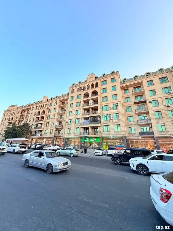 Satılır 2 otaqlı yeni tikili 75 m²