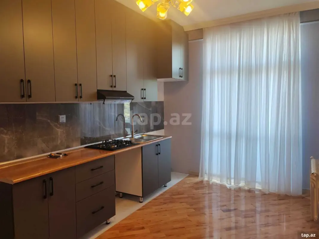 Satılır 2 otaqlı yeni tikili 68 m²