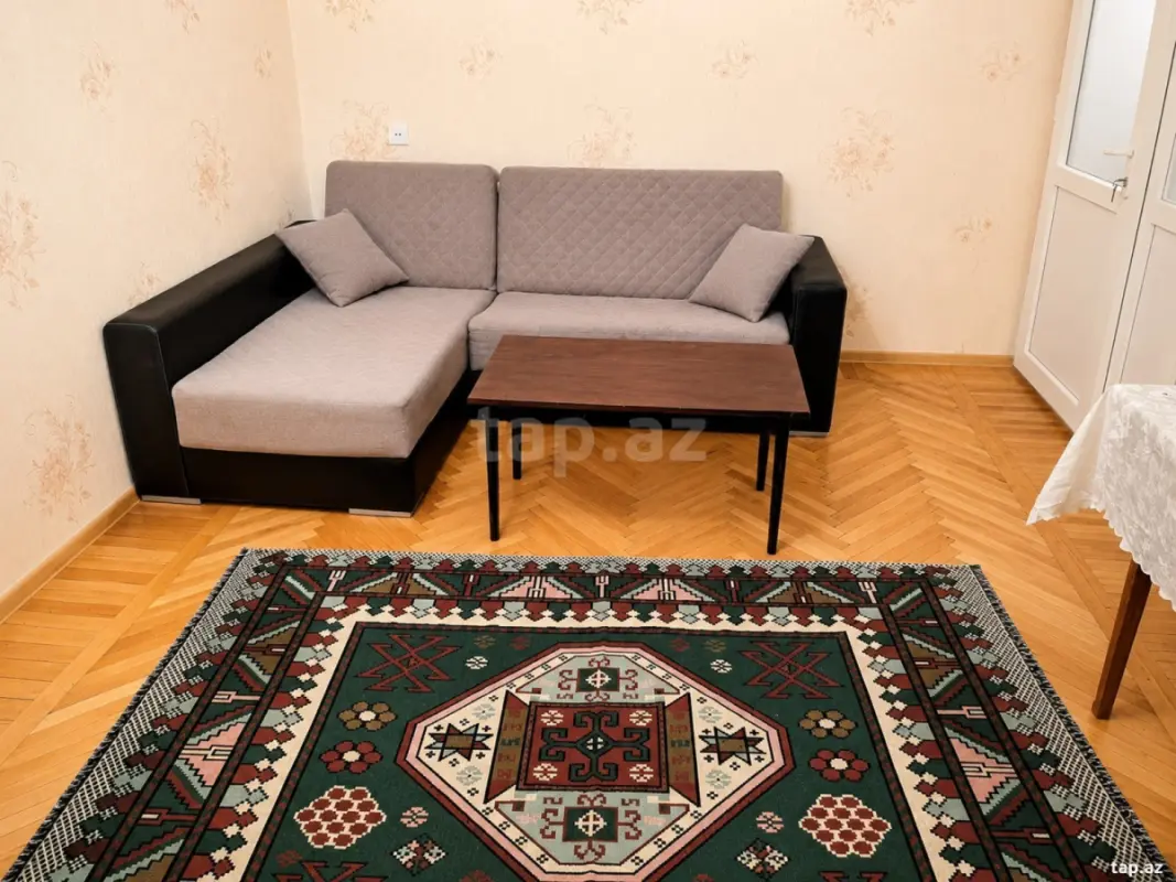 Satılır 2 otaqlı mənzil 31 m²