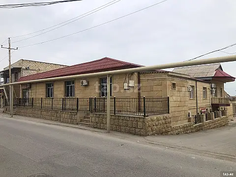 Satılır 16 otaqlı həyət evi 500 m² — Bakı, Lökbatan 16 otaq 500.00 m²