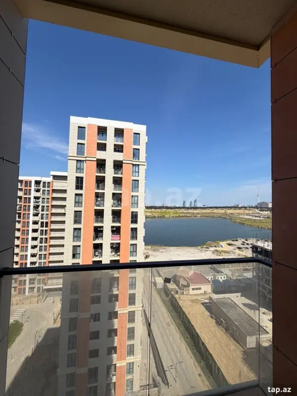 Satılır 4 otaqlı yeni tikili 107 m²