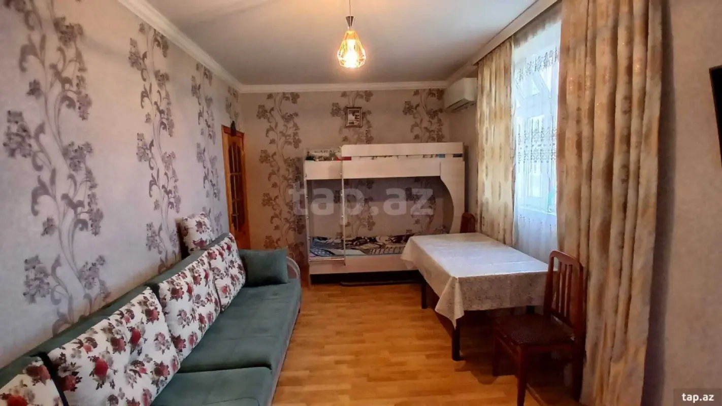 Satılır 1 otaqlı mənzil 41.5 m²