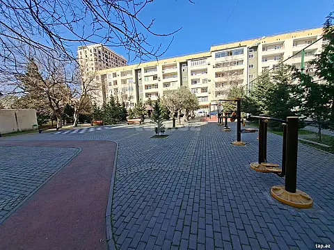 Satılır 5 otaqlı mənzil 120 m² — Bakı 5 otaq 120.00 m²