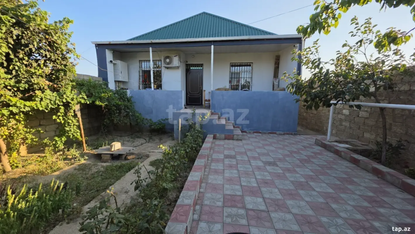 Satılır 3 otaqlı həyət evi 75 m²