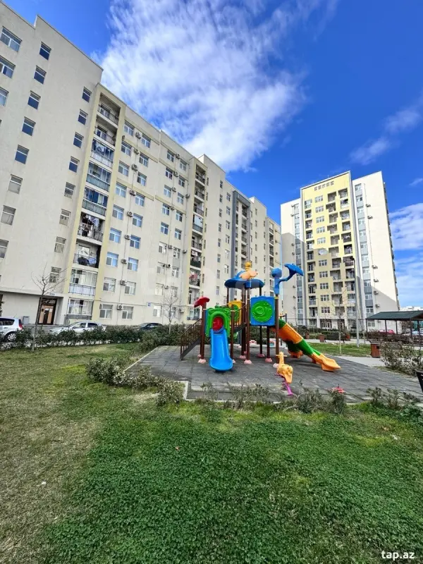 Satılır 2 otaqlı yeni tikili 68 m²