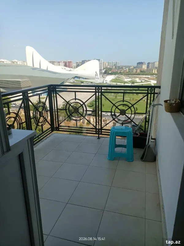 Satılır 4 otaqlı yeni tikili 120 m²