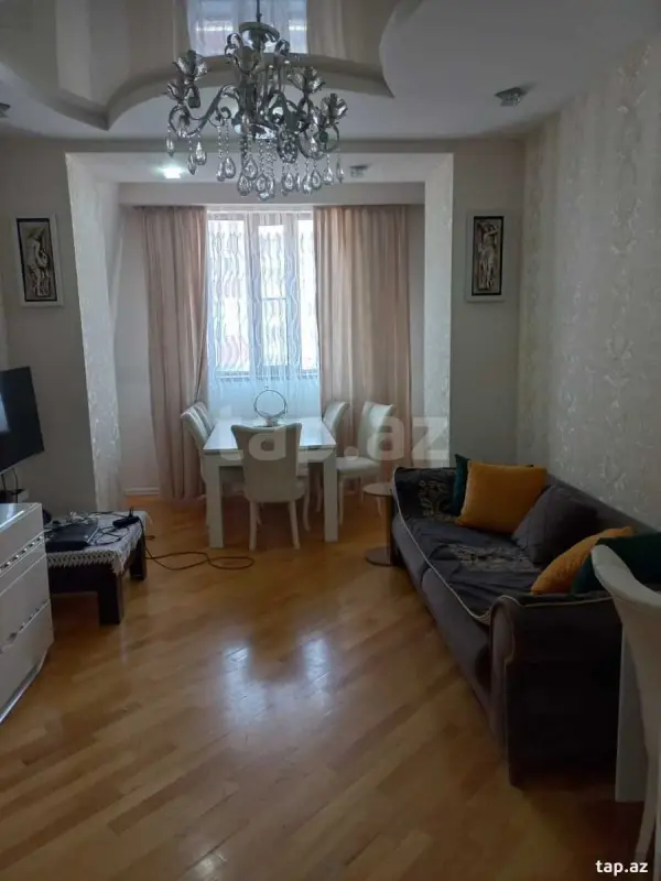 Satılır 3 otaqlı yeni tikili 82 m²