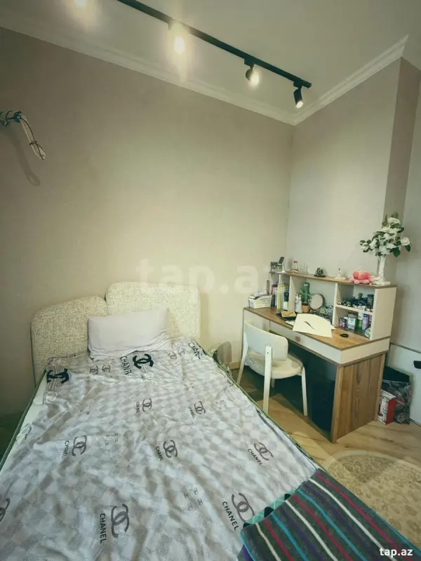 Satılır 2 otaqlı yeni tikili 61 m²