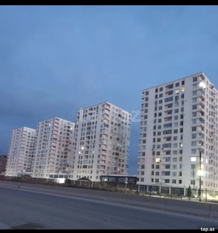 Satılır 2 otaqlı yeni tikili 65 m²