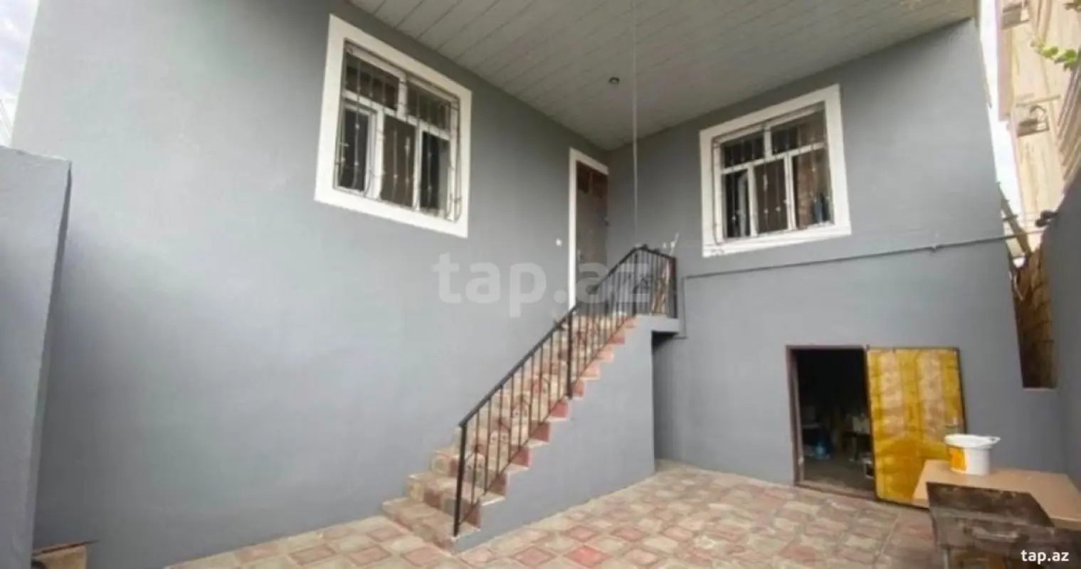 Satılır 3 otaqlı həyət evi 130 m²