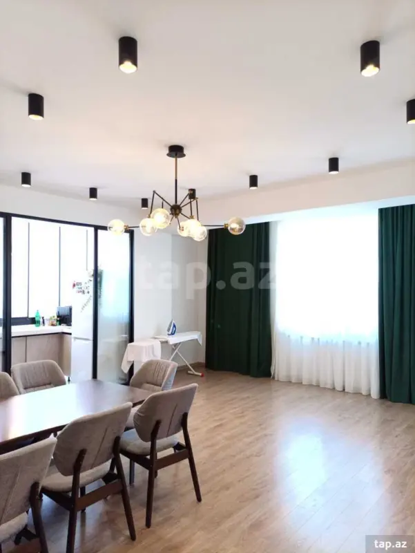 Satılır 4 otaqlı yeni tikili 117 m²