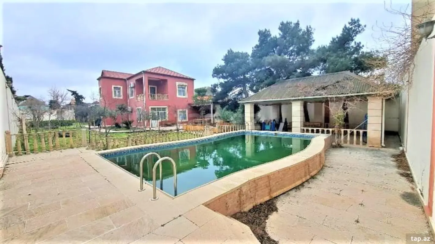 Satılır 7 otaqlı həyət evi 260 m²