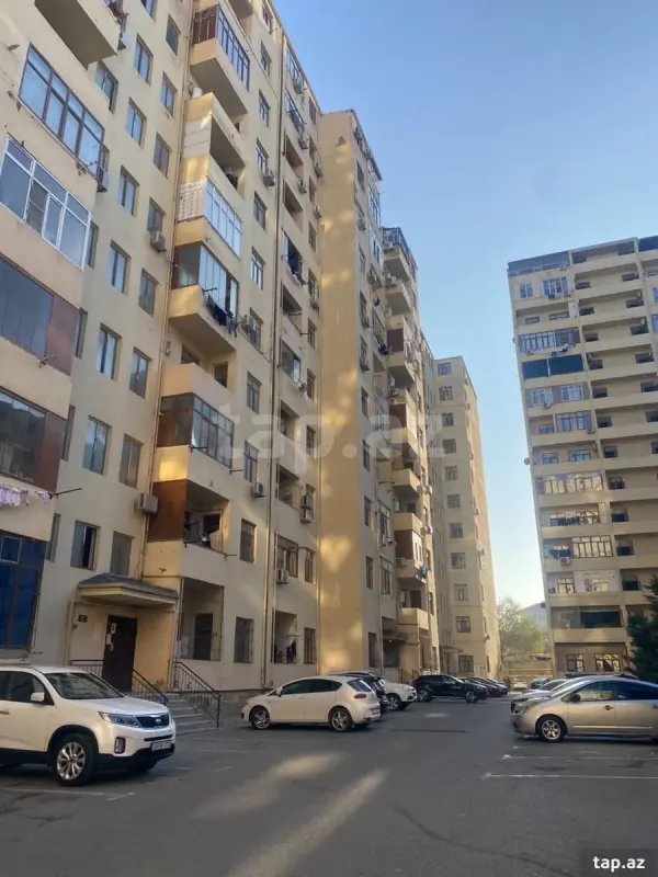 Satılır 2 otaqlı yeni tikili 70 m²