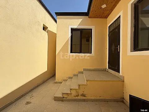Satılır 2 otaqlı həyət evi 80 m² — Bakı, Binəqədi 2 otaq 80.00 m²