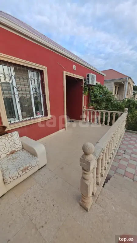 Satılır 3 otaqlı həyət evi 90 m²