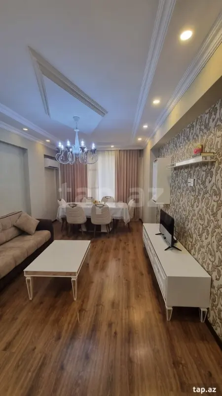 Satılır 3 otaqlı yeni tikili 80 m²
