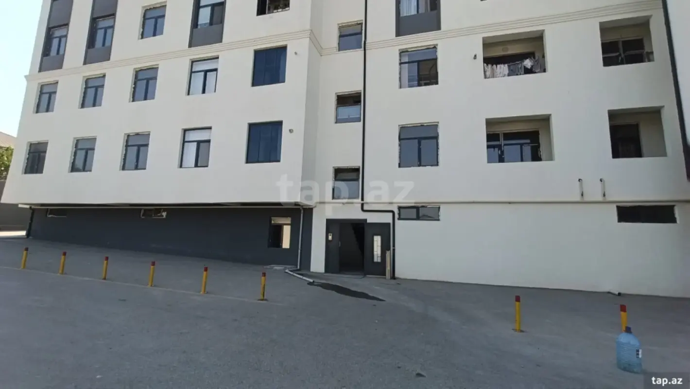 Satılır 3 otaqlı yeni tikili 90 m²