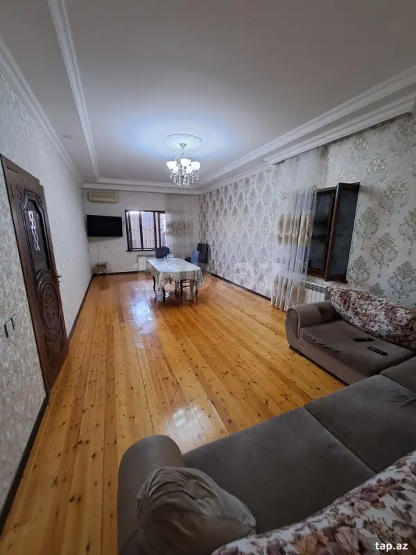 Satılır 4 otaqlı həyət evi 155 m²