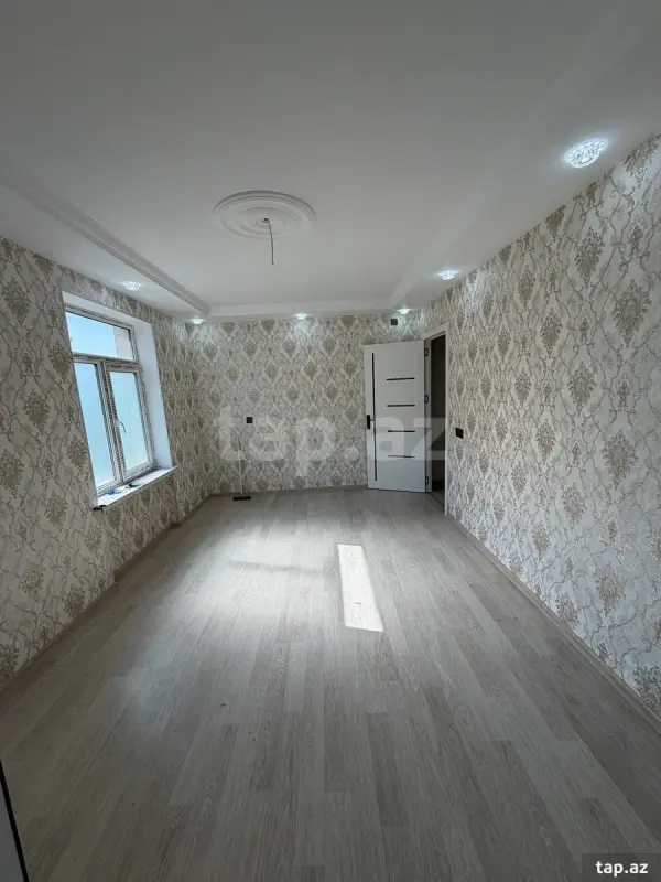 Satılır 2 otaqlı mənzil 30 m²