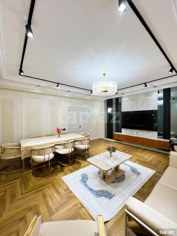 Satılır 3 otaqlı yeni tikili 145 m²