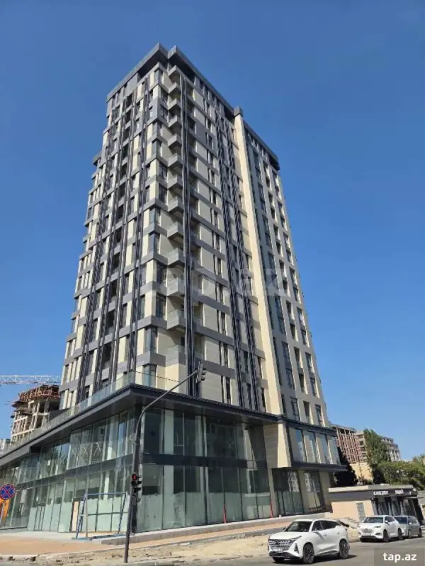Satılır 4 otaqlı yeni tikili 220 m²