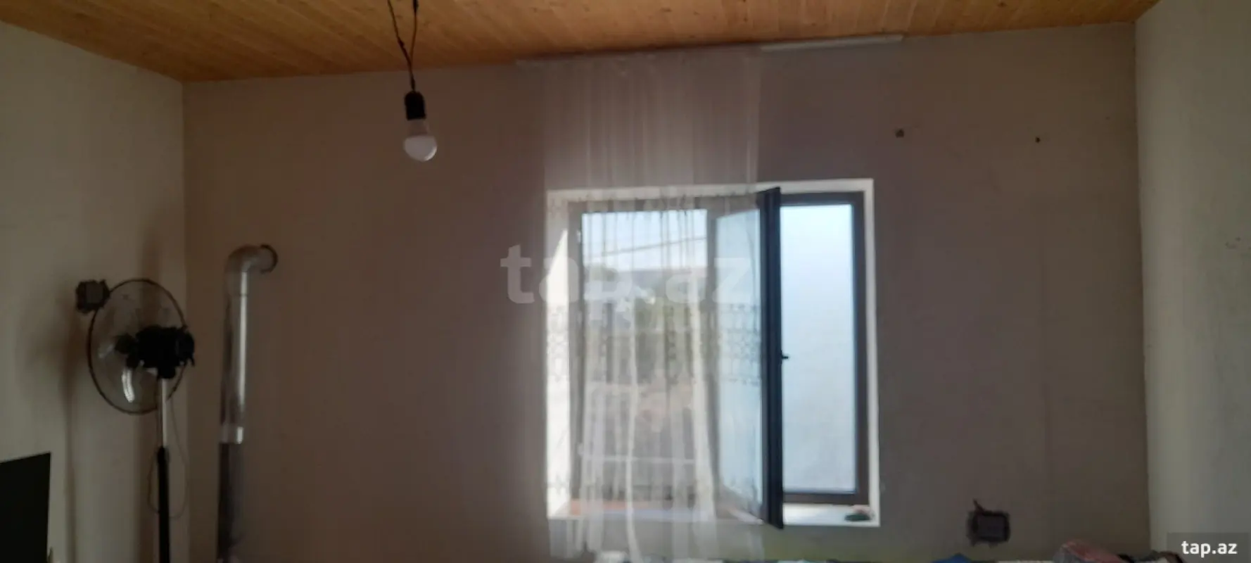 Satılır 4 otaqlı həyət evi 216 m²