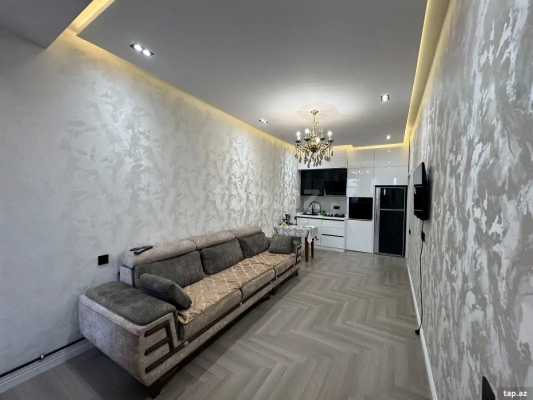 Kirayə verilir 2 otaqlı yeni tikili 90 m²