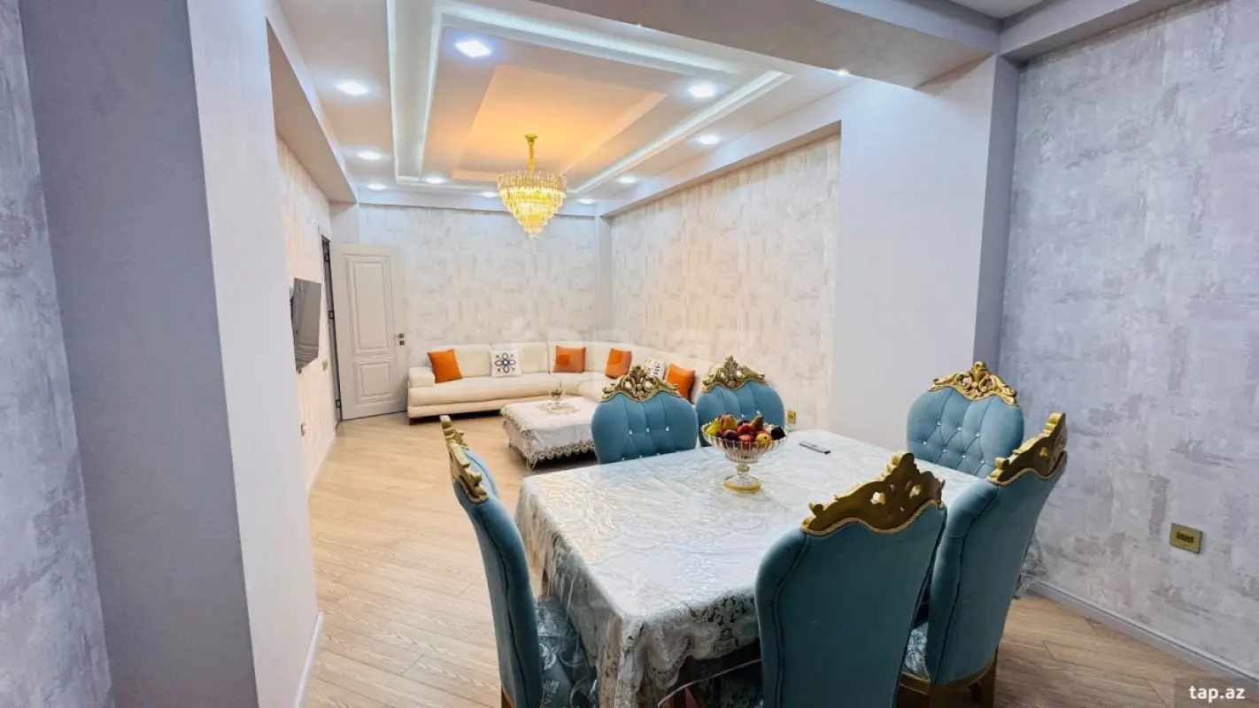 Kirayə verilir 3 otaqlı yeni tikili 120 m²