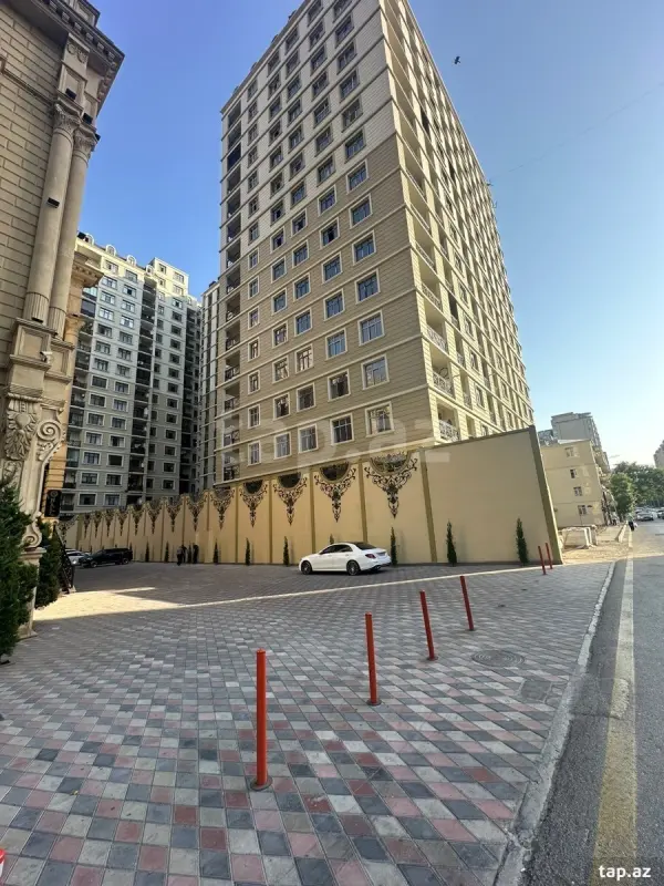 Satılır 3 otaqlı yeni tikili 157 m²
