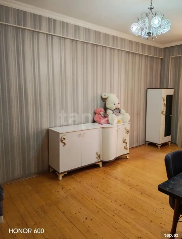 Kirayə verilir 2 otaqlı yeni tikili 50 m²