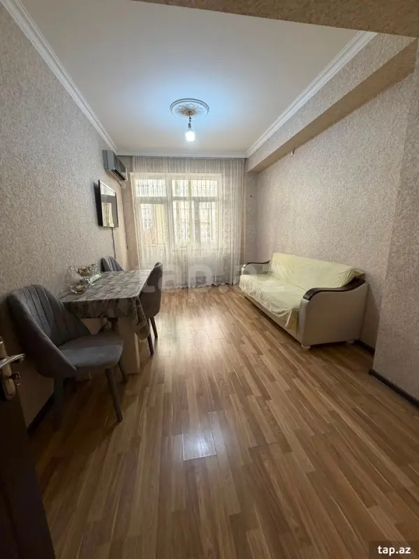 Satılır 3 otaqlı yeni tikili 77 m²