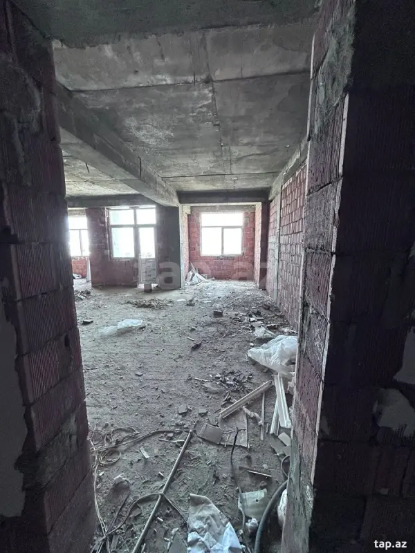 Satılır 3 otaqlı yeni tikili 78 m²