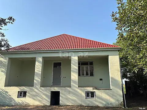 Satılır 4 otaqlı həyət evi 90 m² — Qazax 4 otaq 90.00 m²