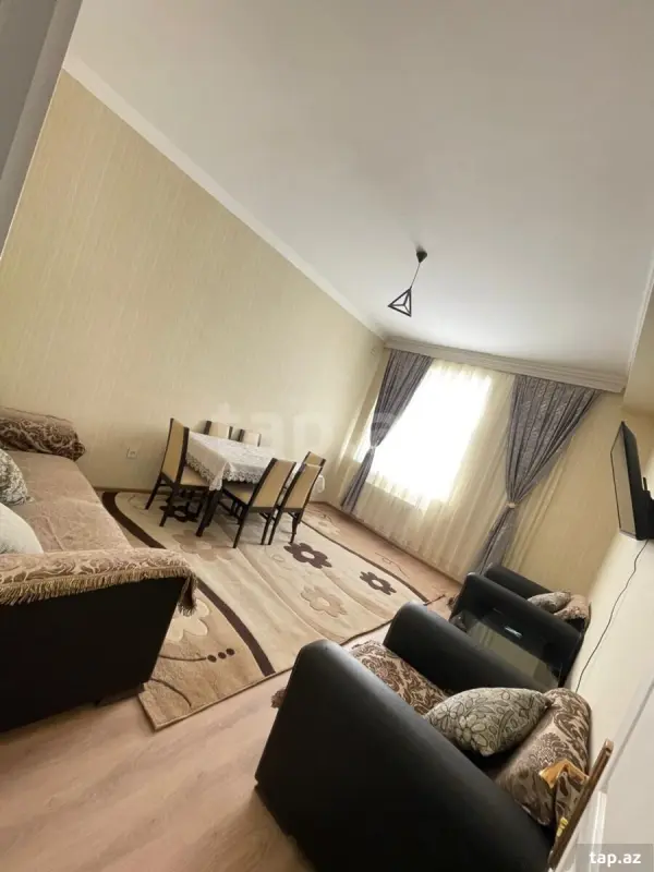 Kirayə verilir 3 otaqlı yeni tikili 76.6 m²
