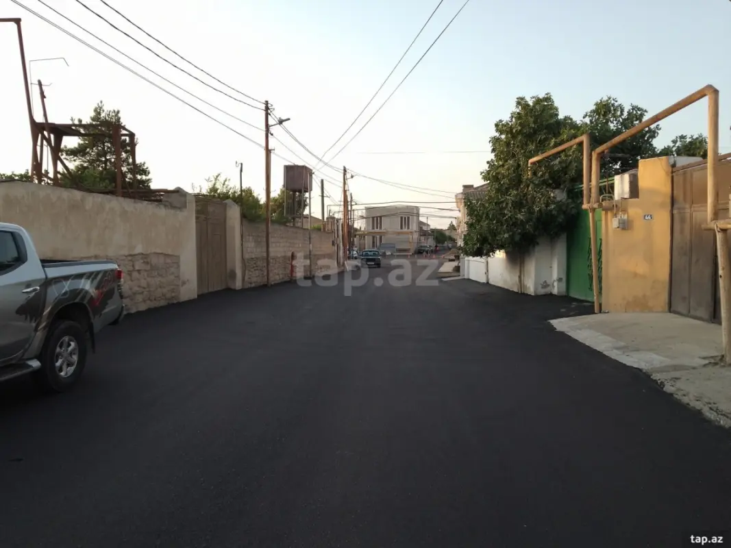 Satılır 5 otaqlı həyət evi 180 m²