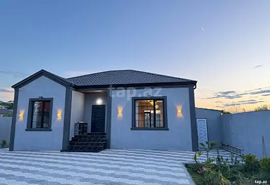 Kirayə verilir 4 otaqlı həyət evi 250 m² — Bakı, Novxanı 4 otaq 250.00 m²
