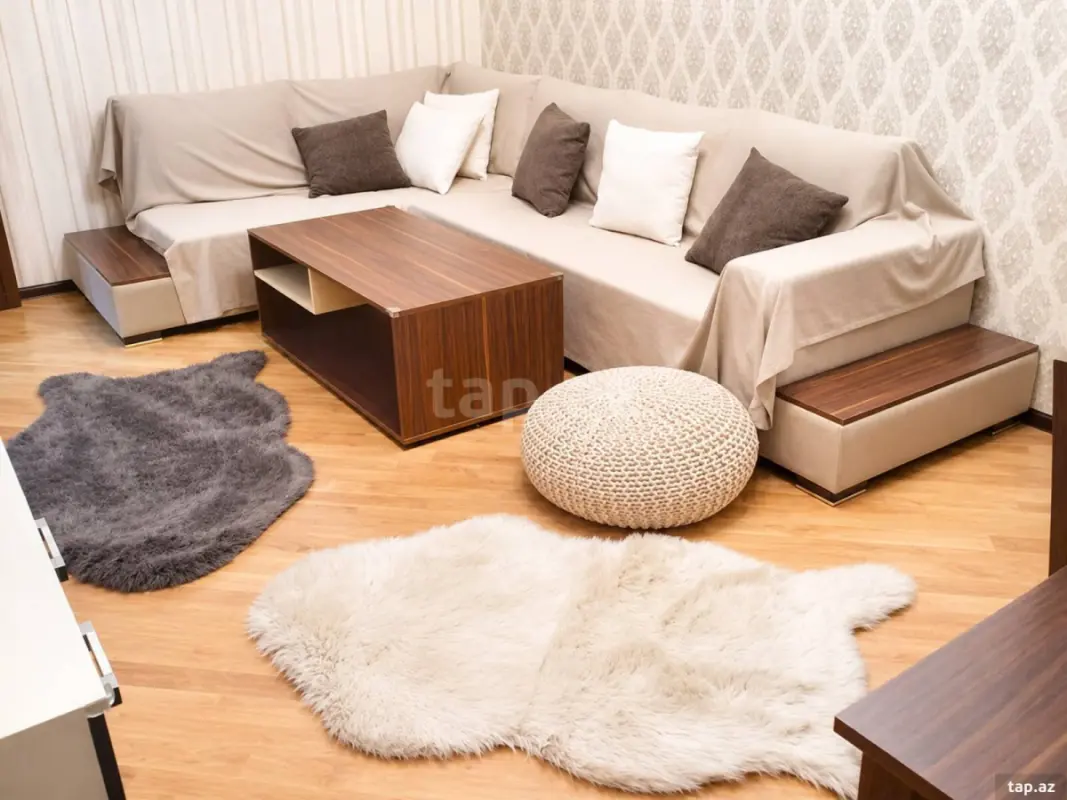 Kirayə verilir 2 otaqlı yeni tikili 65 m²