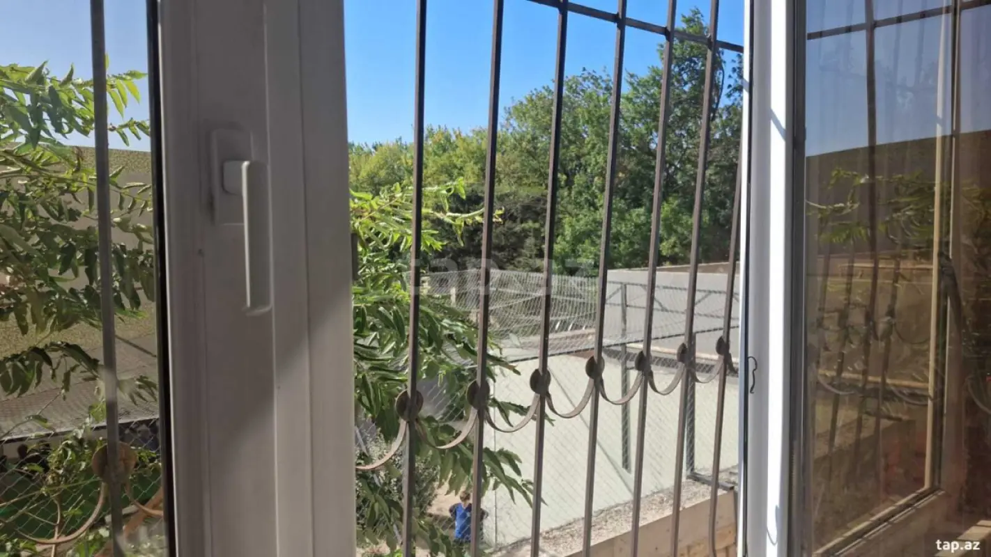 Satılır 3 otaqlı yeni tikili 138 m²