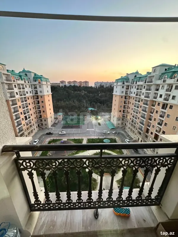 Kirayə verilir 3 otaqlı yeni tikili 82 m²