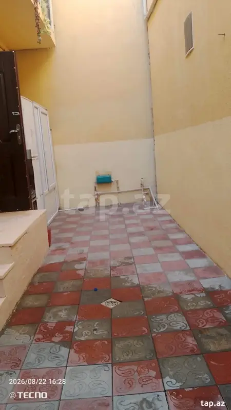 Kirayə verilir 4 otaqlı yeni tikili 120 m²