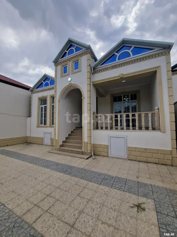 Satılır 4 otaqlı həyət evi 103 m²
