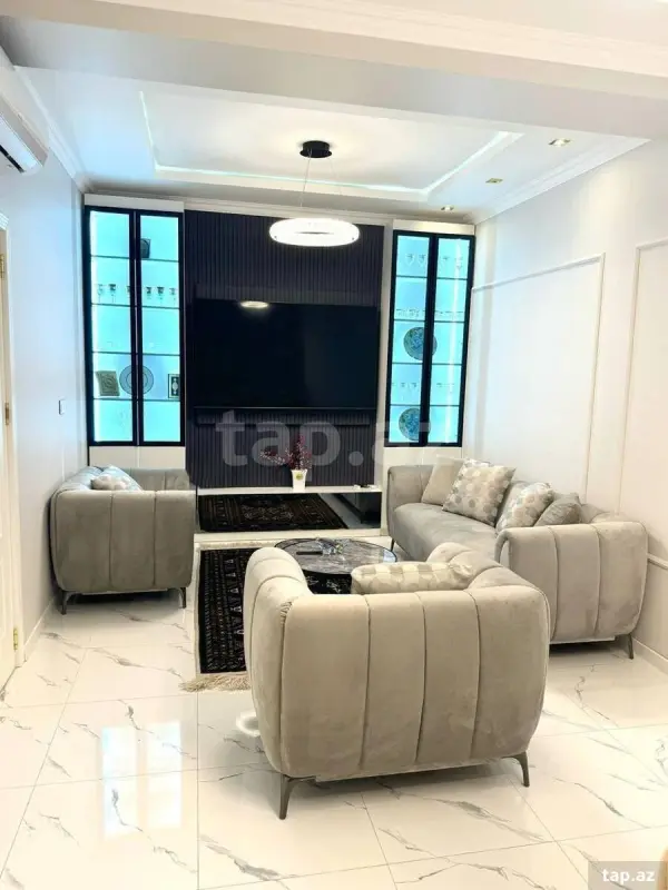 Satılır 3 otaqlı yeni tikili 105 m²