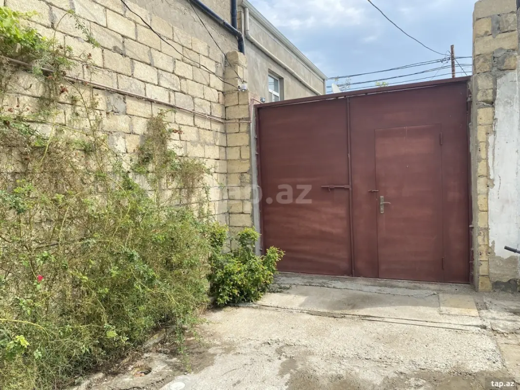 Satılır 3 otaqlı həyət evi 100 m²
