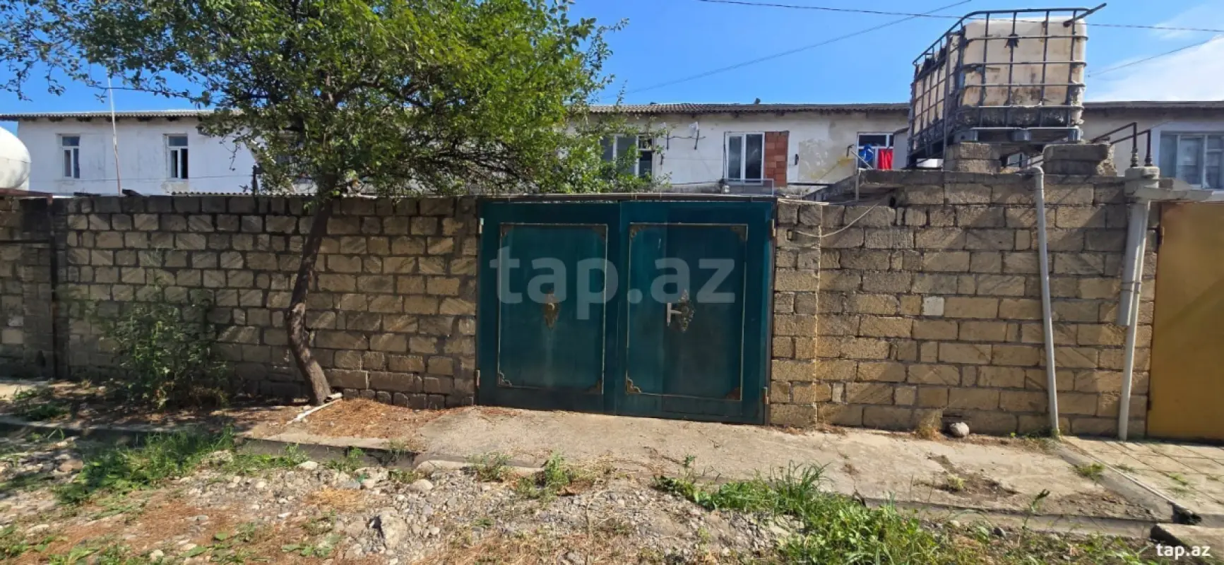 Satılır 5 otaqlı mənzil 99 m²